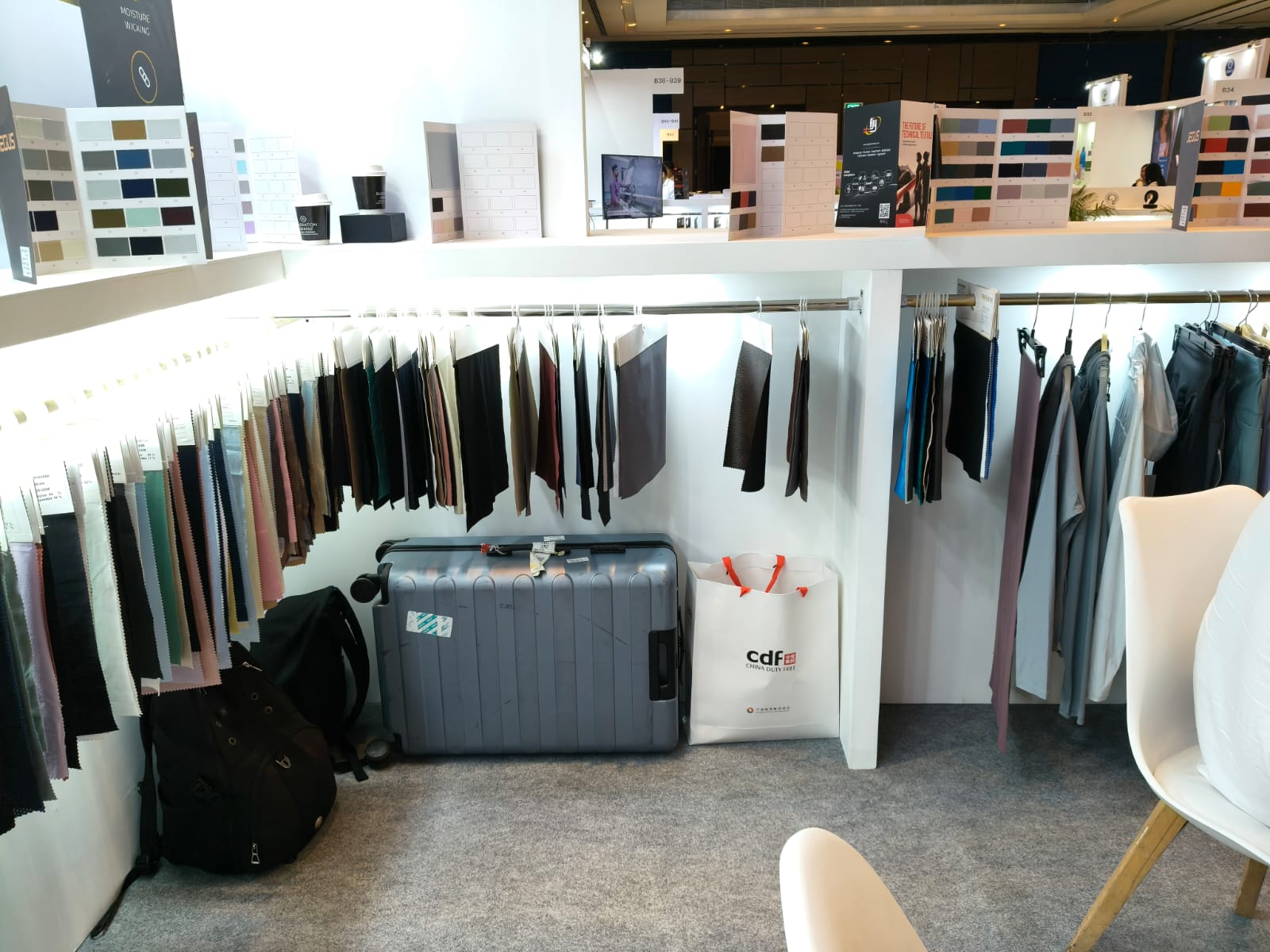 Textile samples and apparel at the Bonnyshow exhibition booth
